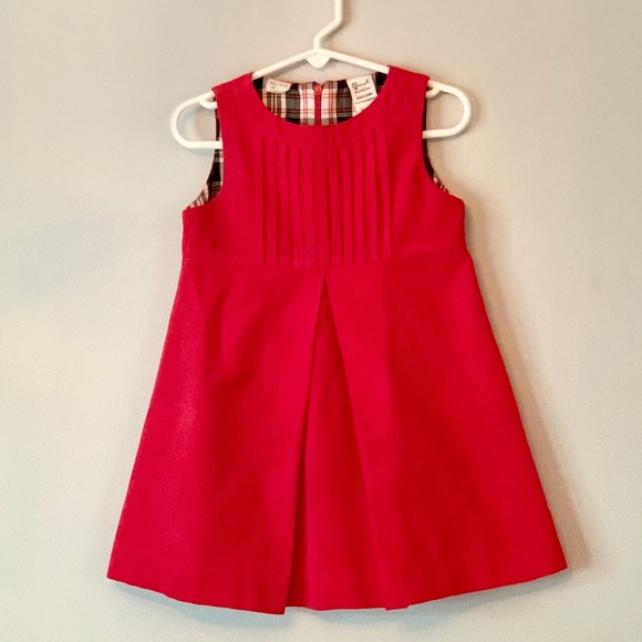 Sara Louise England - Picture 2 of 4